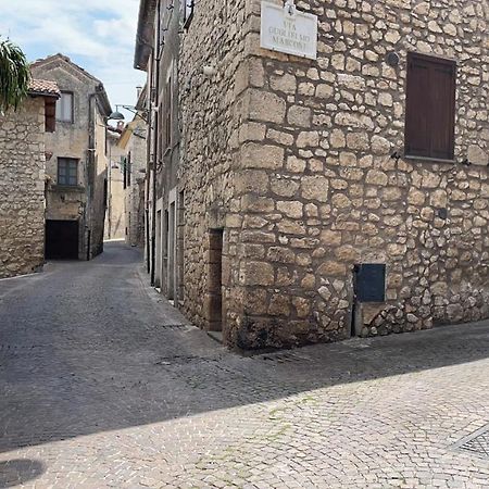 Vicovacanze Acero Apartment Vico nel Lazio Bagian luar foto
