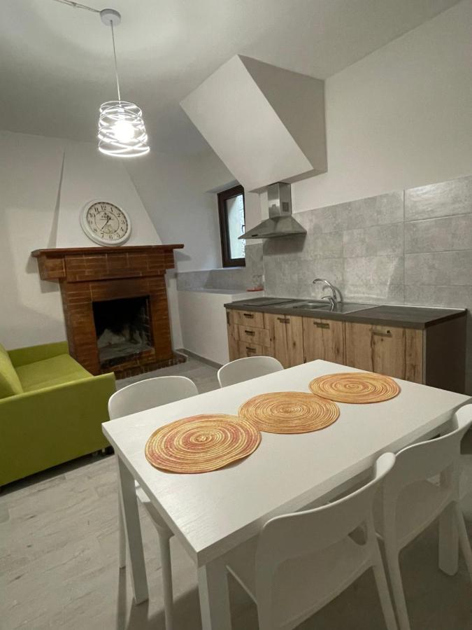 Vicovacanze Acero Apartment Vico nel Lazio Bagian luar foto
